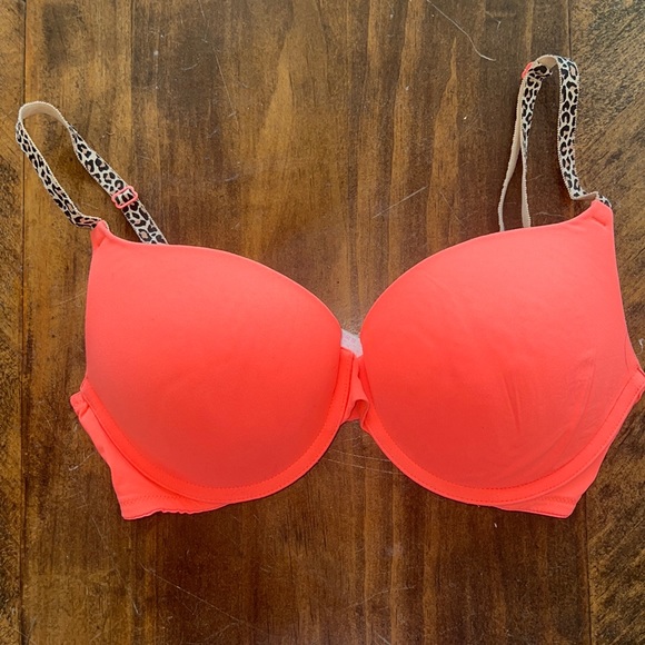 34 d Victorias secret pink brand bra. - Picture 1 of 7